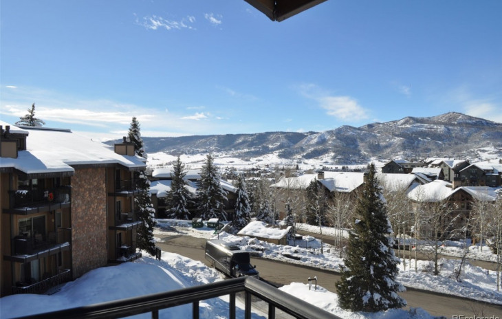 2350 Ski Trail Lane Photo