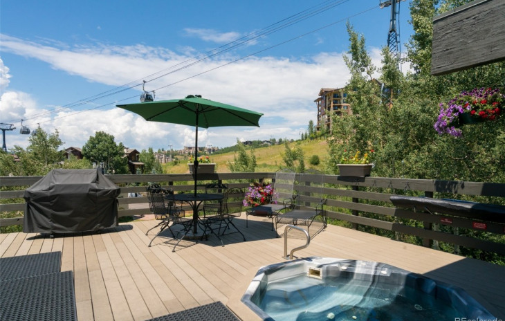 2350 Ski Trail Lane Photo