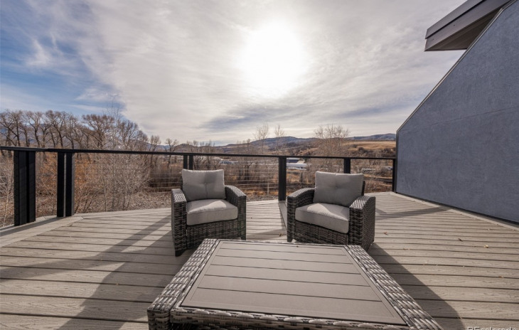 1900 Bridge Lane Photo