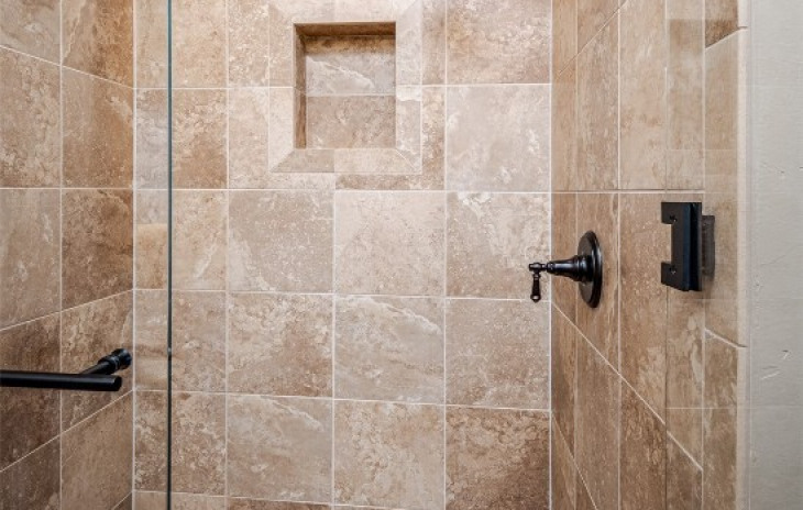 1900 Bridge Lane Photo