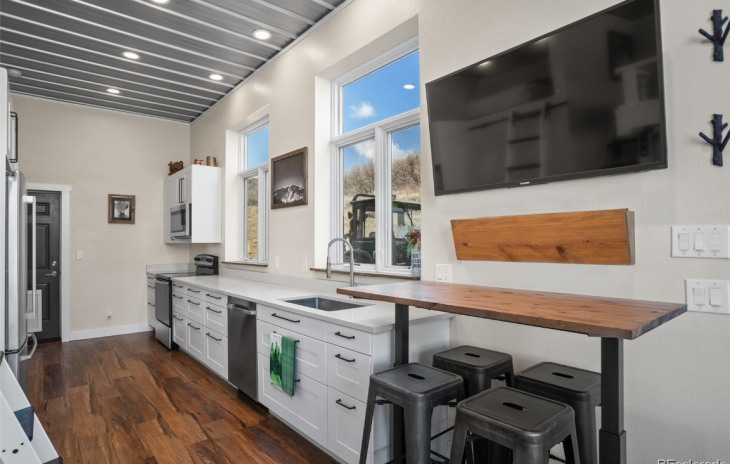 41575 Champagne Lane Photo