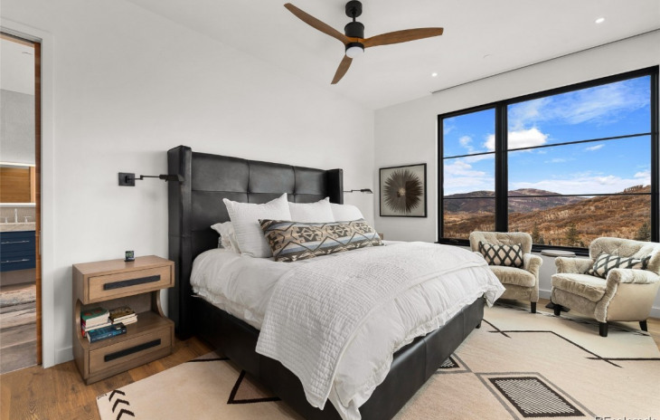 33915 Meadow Creek Drive Photo