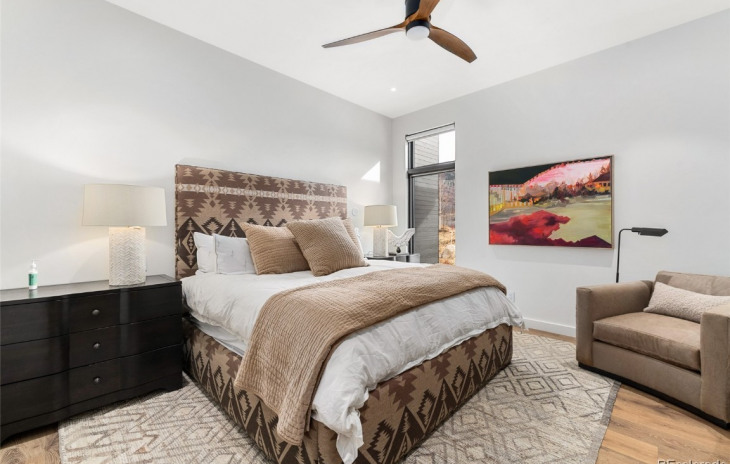 33915 Meadow Creek Drive Photo