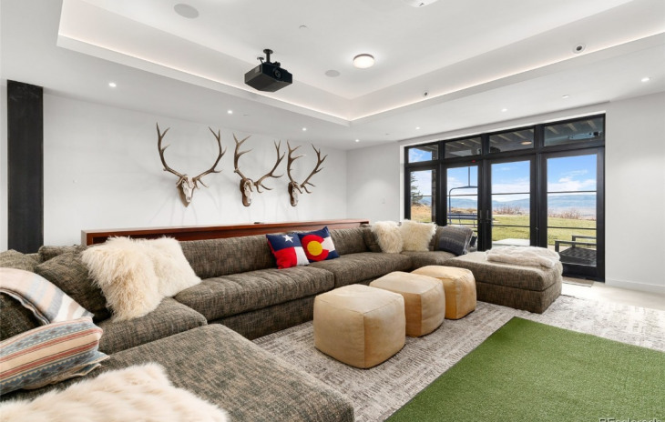 33915 Meadow Creek Drive Photo