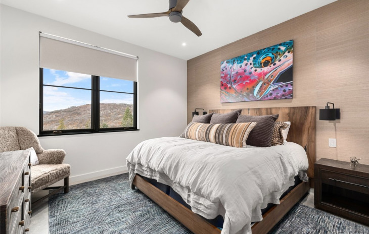 33915 Meadow Creek Drive Photo
