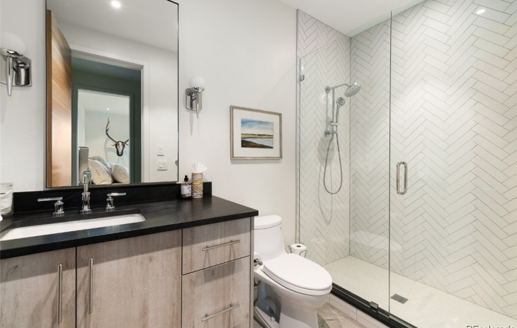 33915 Meadow Creek Drive Photo