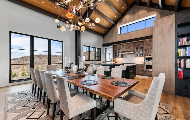 33915 Meadow Creek Drive Photo