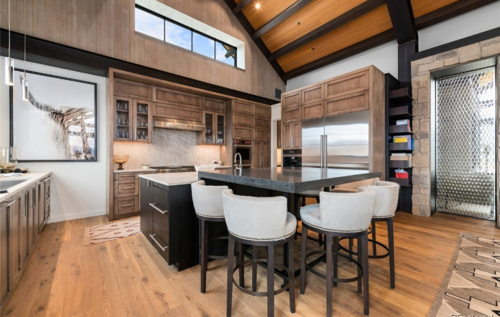 33915 Meadow Creek Drive Photo