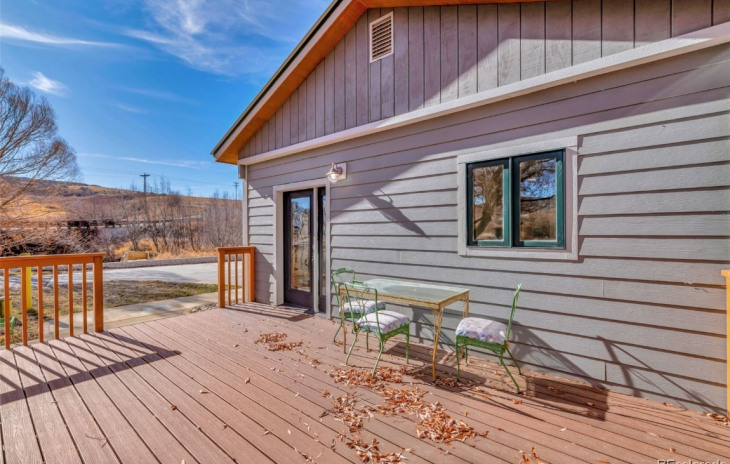 33425 County Road 33 Photo