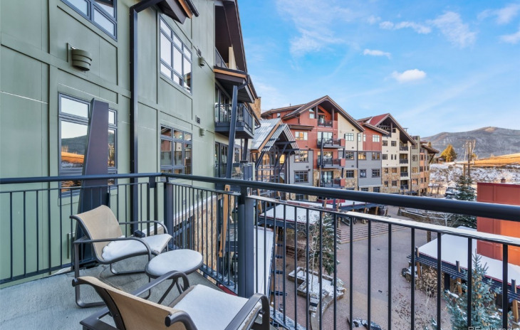 2250 Apres Ski Way Photo