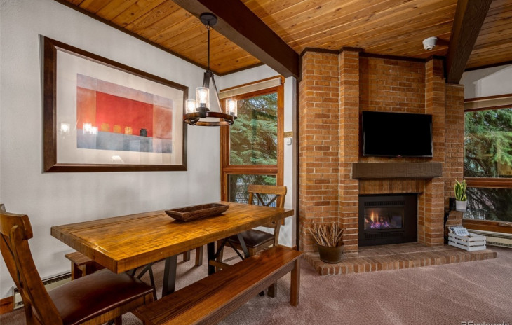 2700 Village Drive Photo