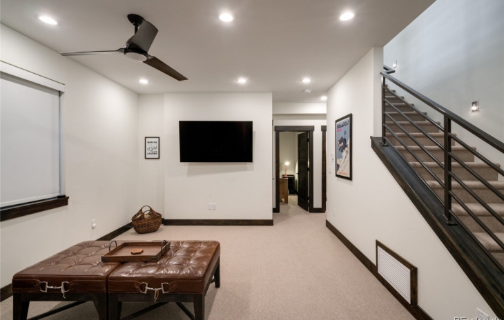 2560 Flat Tops Court Photo