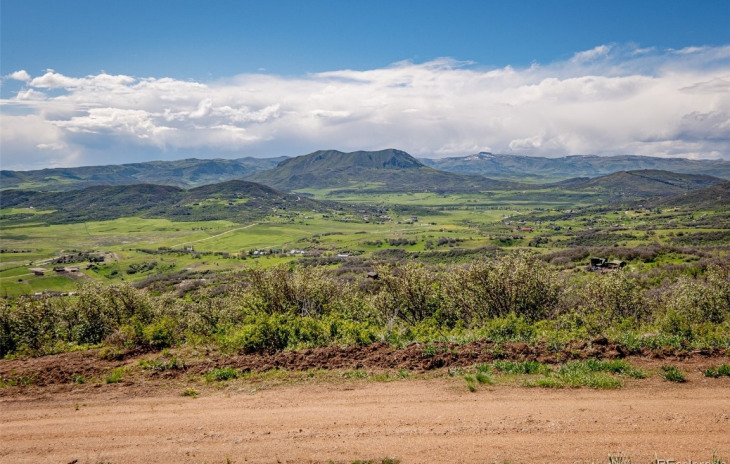 30800 Game Trail Drive Photo