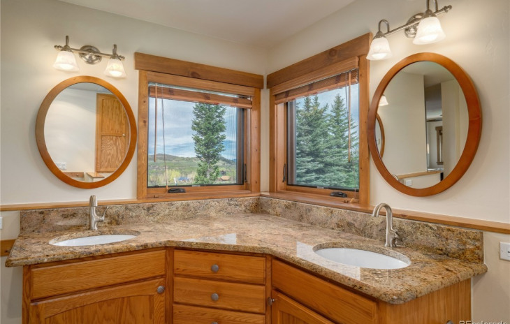 865 Spring Hill Road Photo