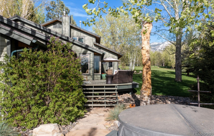 865 Spring Hill Road Photo