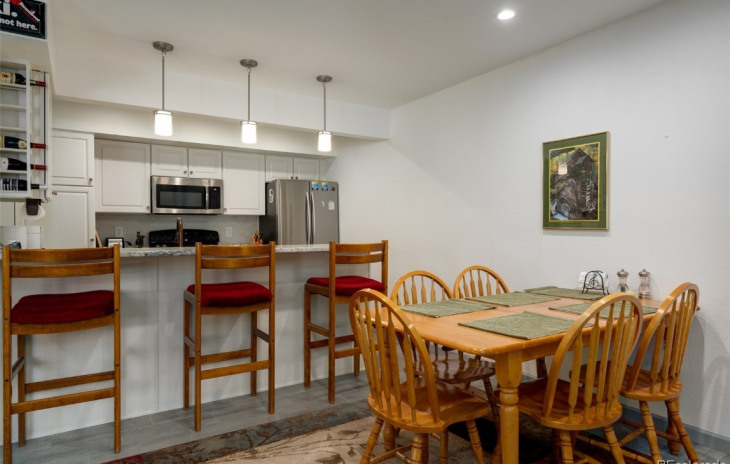 32 Cypress Court Photo