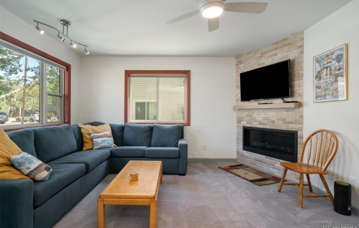 32 Cypress Court Photo