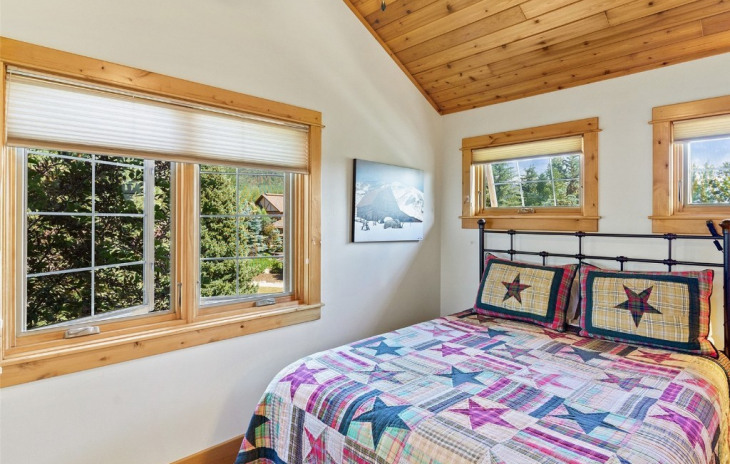 3084 Aspen Leaf Way Photo