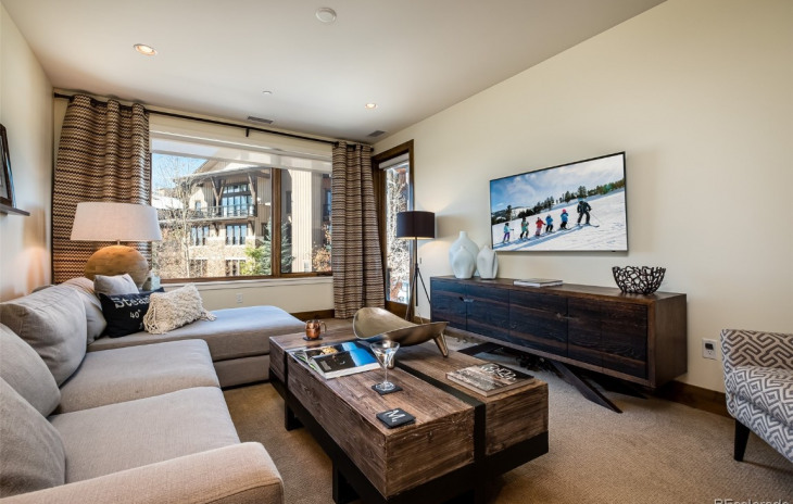 1468 Bangtail Way Photo