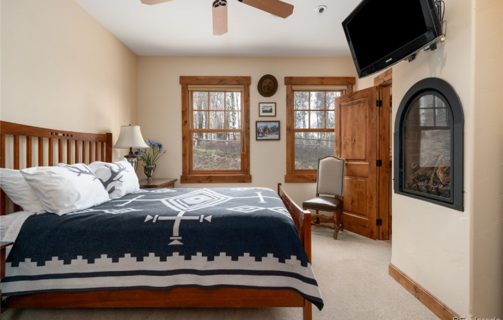 59285 Cripple Creek Court Photo