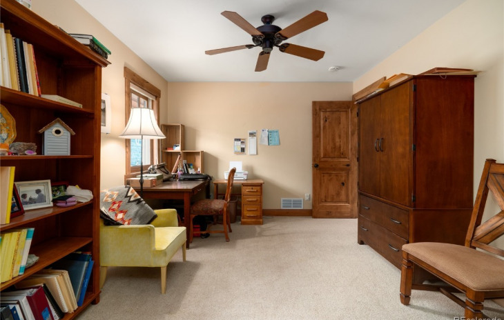 59285 Cripple Creek Court Photo