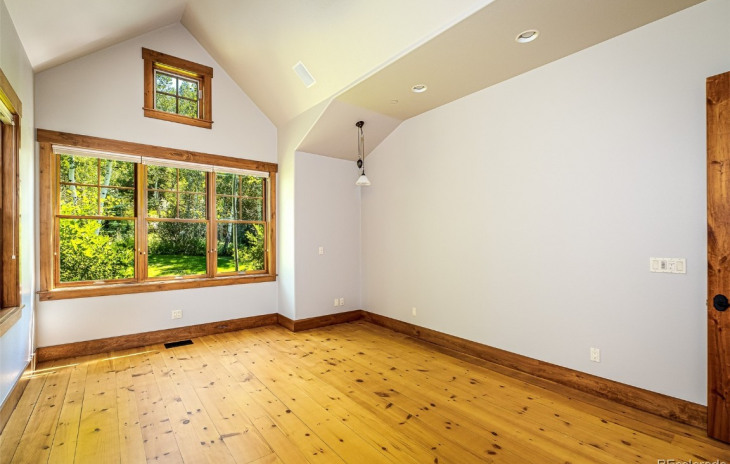 1333 Steamboat Boulevard Photo