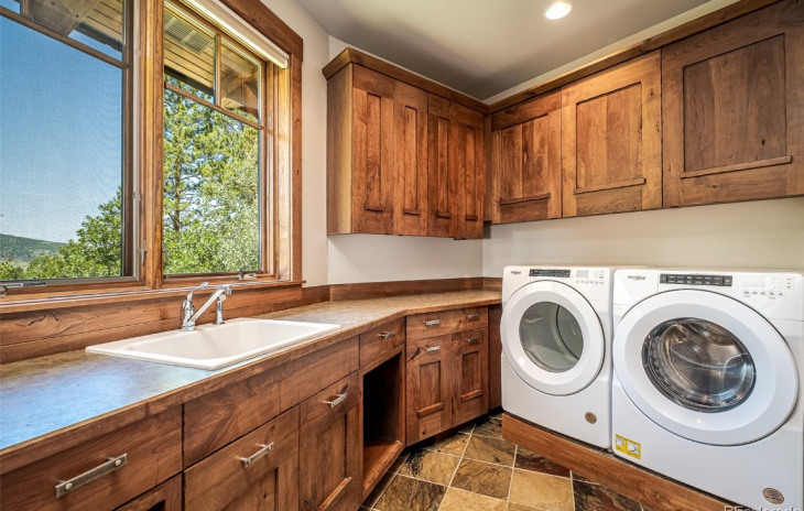 1333 Steamboat Boulevard Photo
