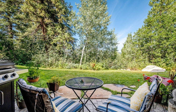 1333 Steamboat Boulevard Photo