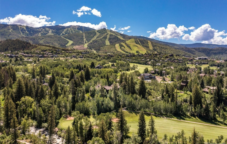 1333 Steamboat Boulevard Photo