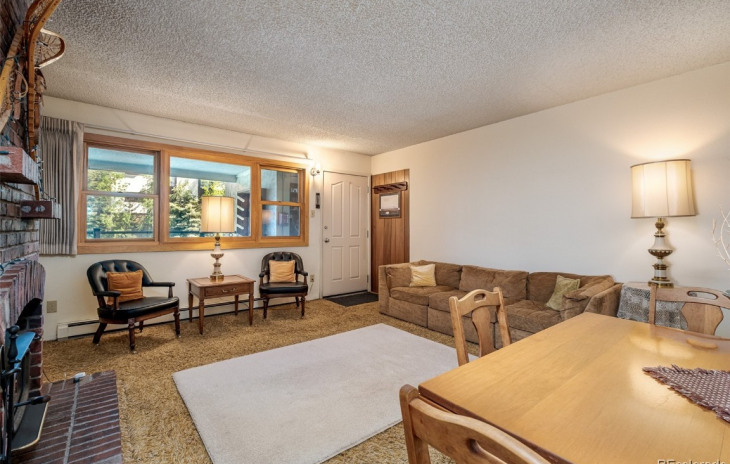 2320 Ski Trail Lane Photo