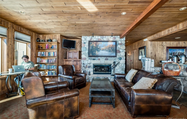 2155 Ski Time Square Drive Photo