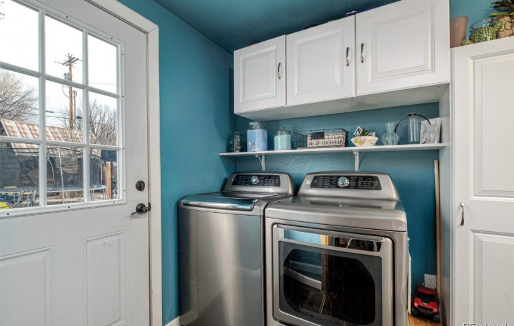 160 N Walnut Street Photo