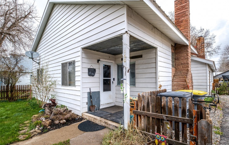 160 N Walnut Street Photo