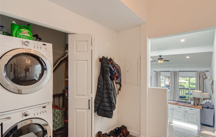 3025 Columbine Drive Photo