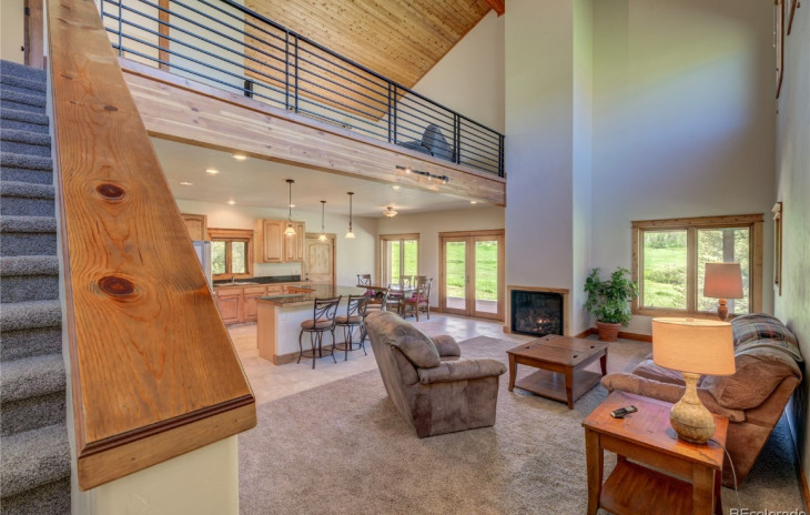 22644 Commanche Road Photo