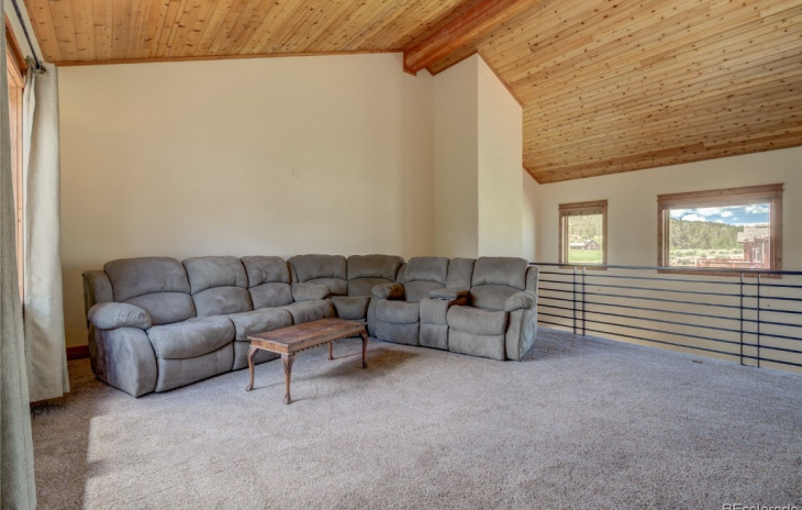 22644 Commanche Road Photo