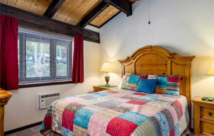 2663 Apres Ski Way Photo