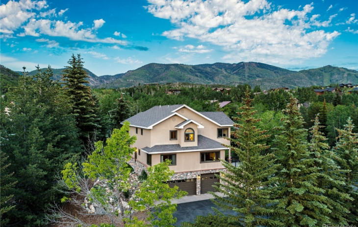 40 Steamboat Boulevard Photo