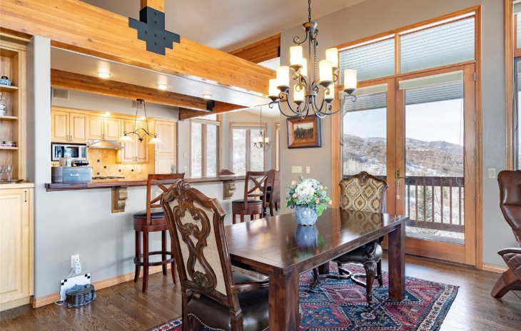 34735 Country Green Road Photo