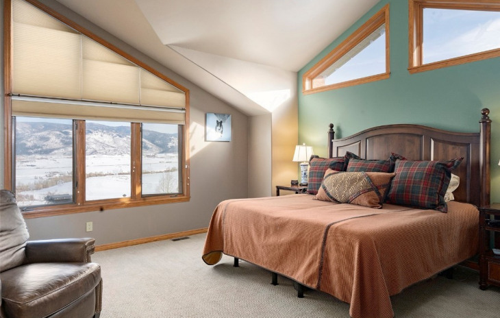 34735 Country Green Road Photo