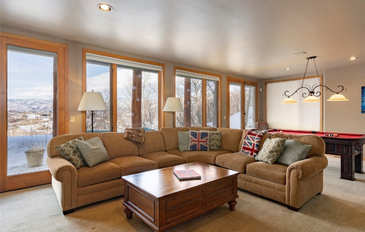 34735 Country Green Road Photo