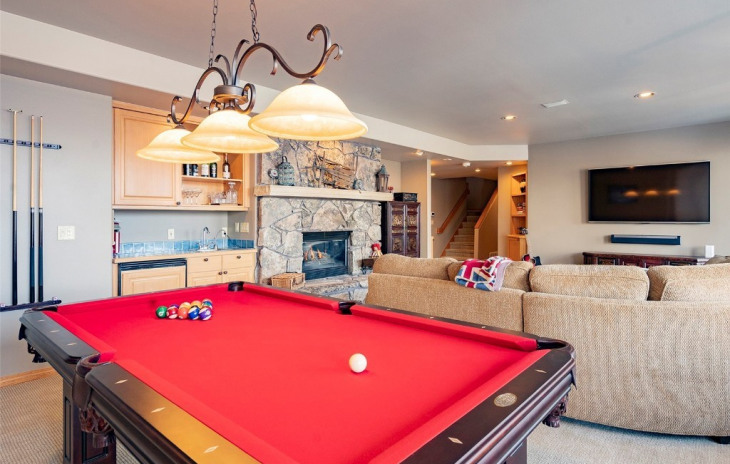 34735 Country Green Road Photo