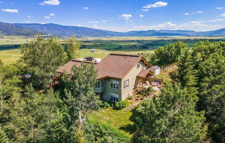 34735 Country Green Road Photo