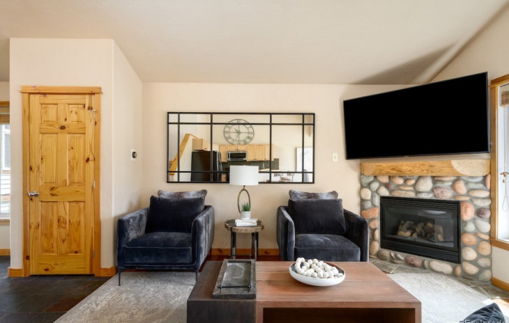407 Parkview Drive Photo