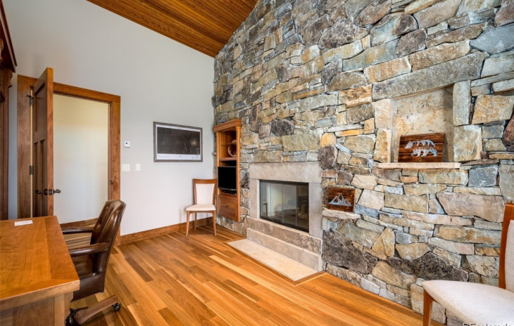 24620 County Road 54 Photo