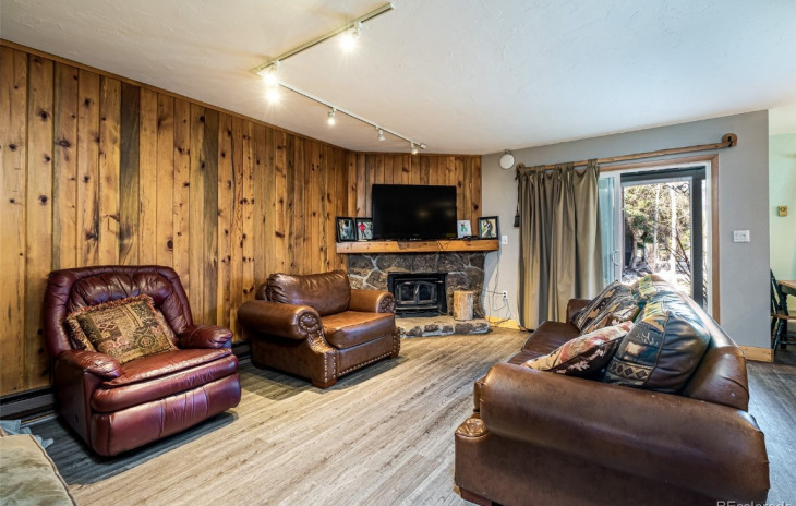 1375 Walton Creek Road Photo