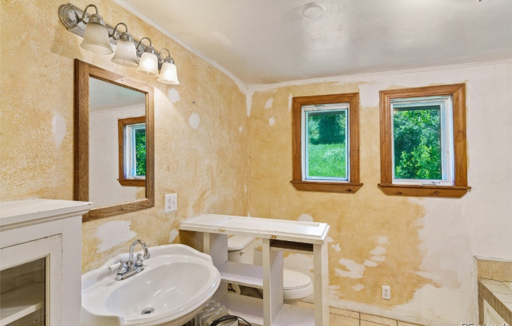 219 Dodge Avenue Photo