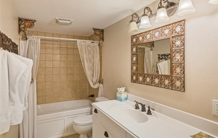 2585 Apresski Way Photo