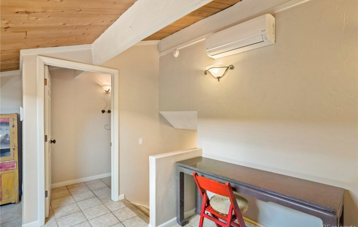 2585 Apresski Way Photo