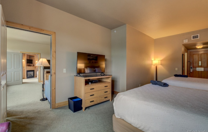 2300 Mount Werner Circle Photo